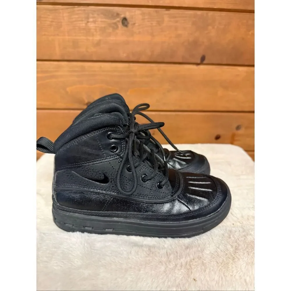 Nike Kids' Woodside 2 High ACG boots black-on-black Sz 1.5 Youth 524873-004